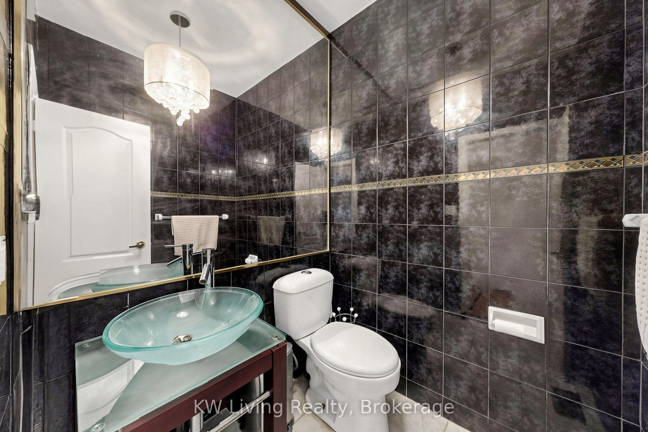 22 Ava Crescent — photo 18