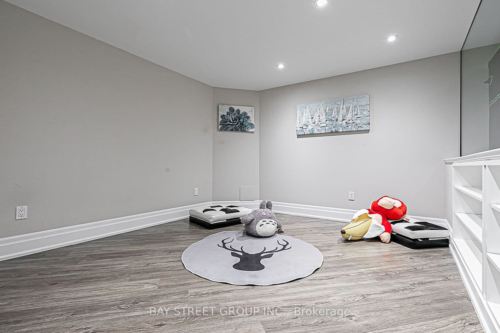 11 Gatcombe Circle — photo 46