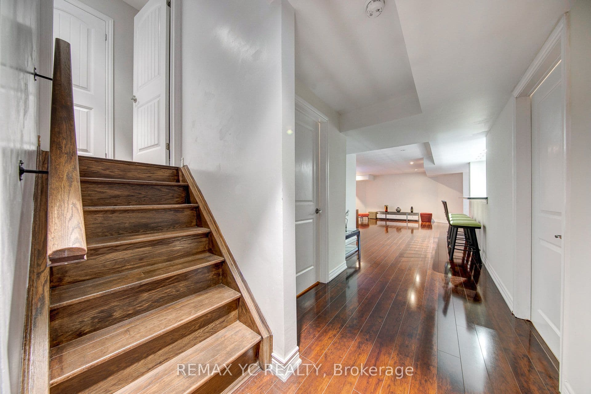 43 Laredo Drive — photo 45