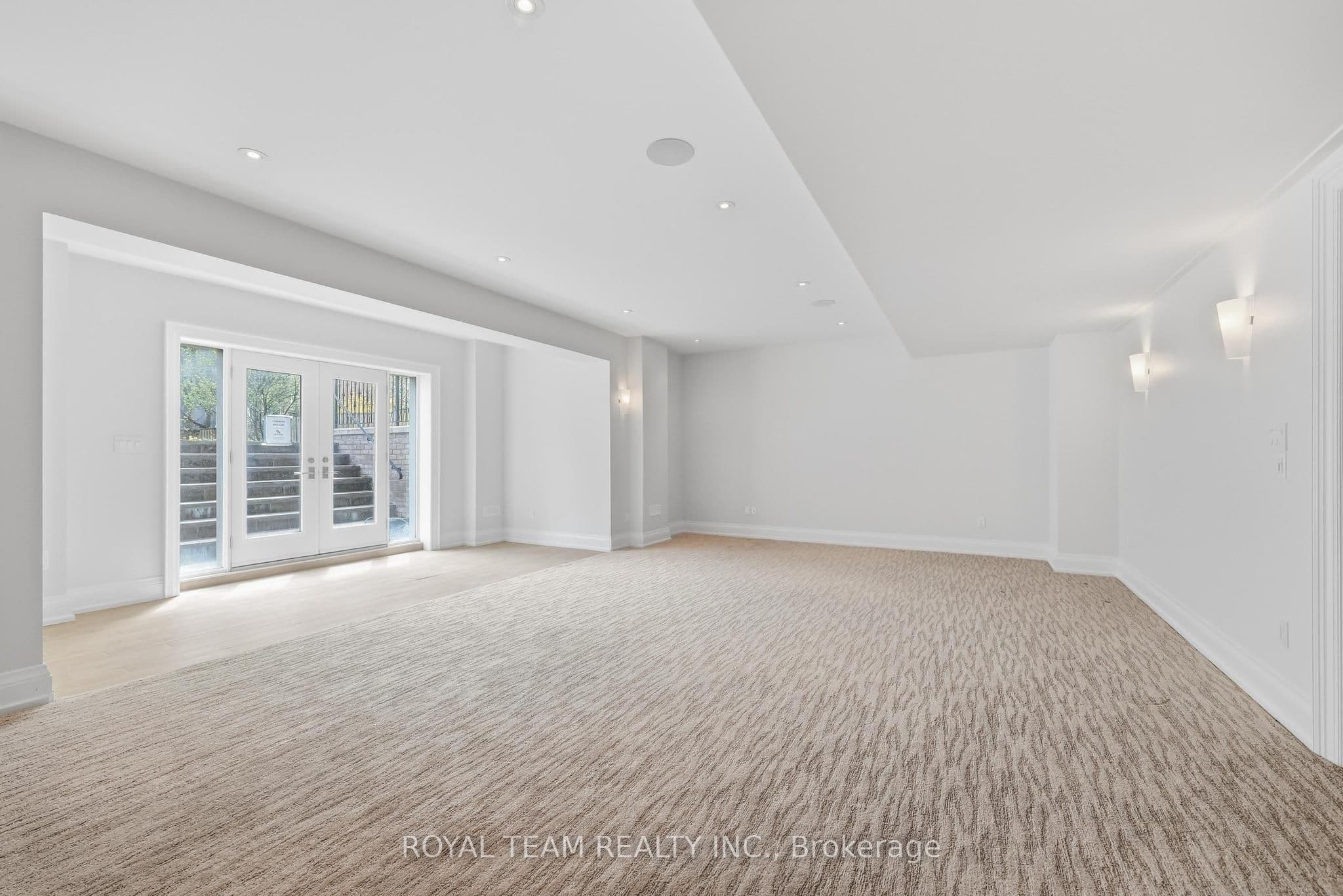 130 Elmwood Avenue — photo 44