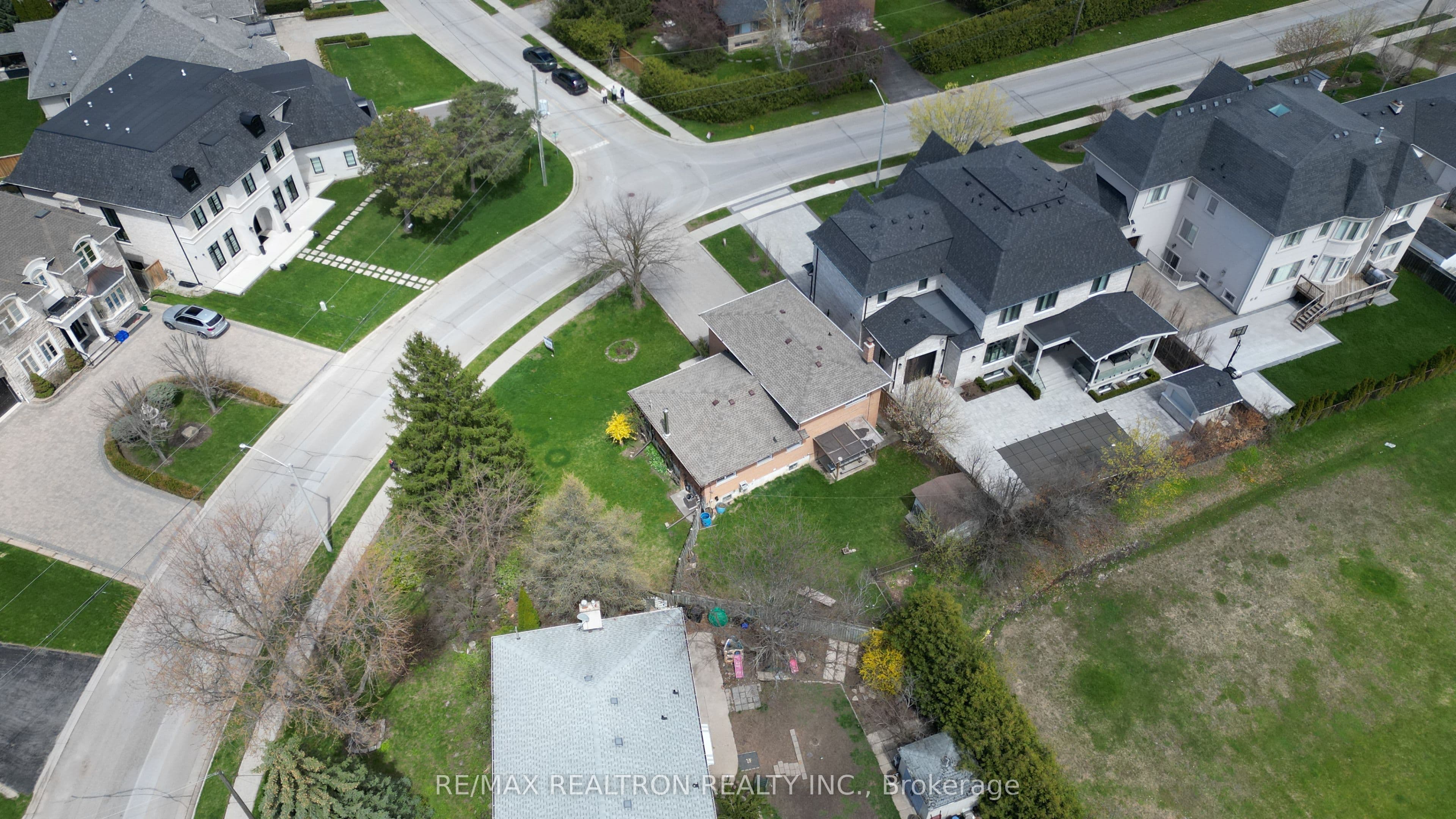 19 Claridge Drive — photo 21