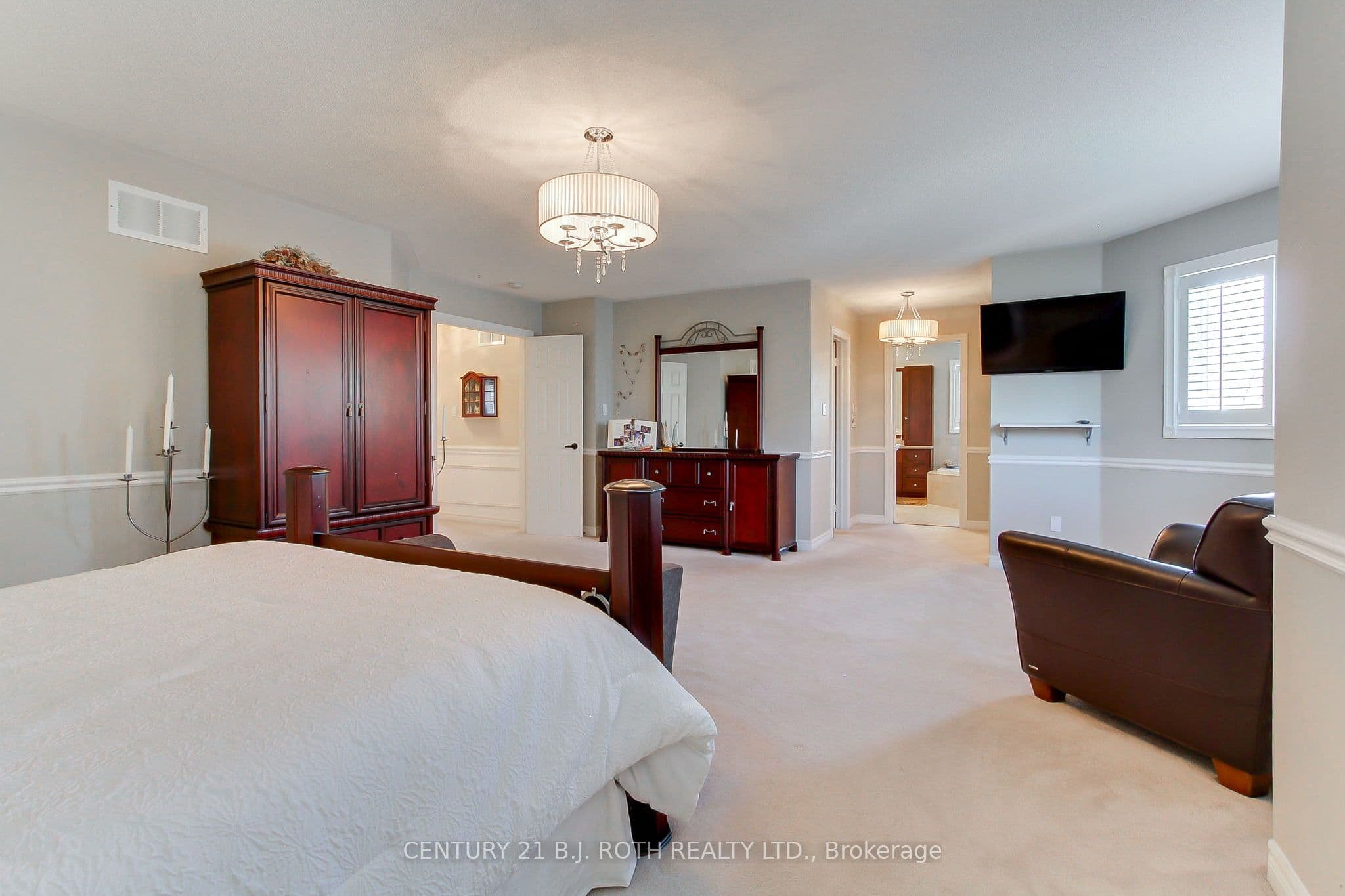 32 Timber Valley Avenue — photo 27