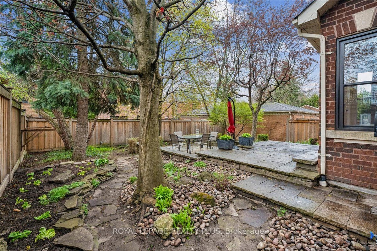 34 THEOBALDS Circle — photo 39