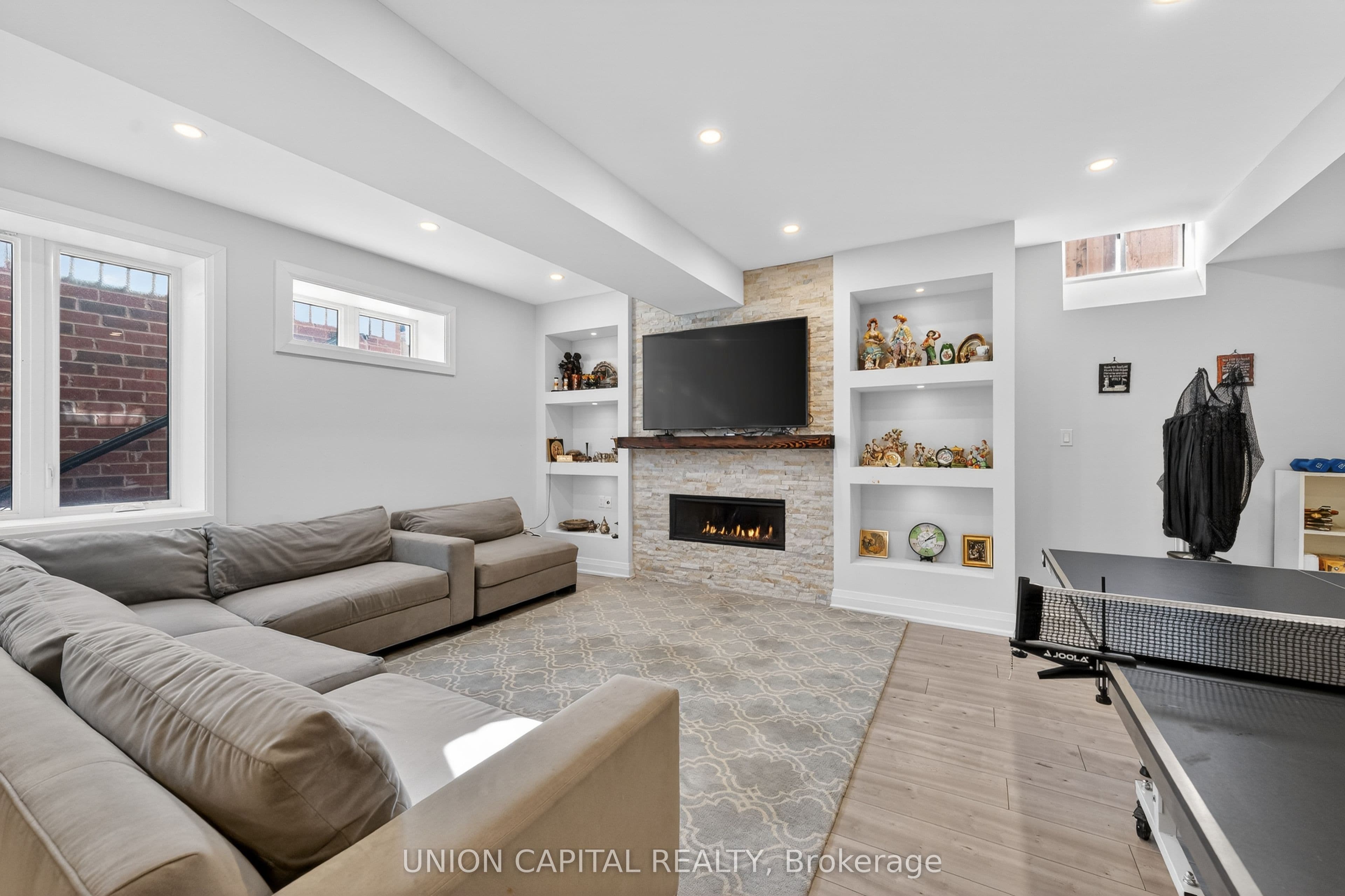 29 Elm Grove Avenue — photo 31