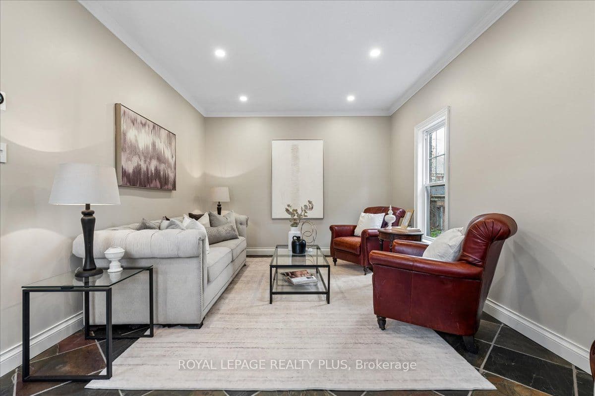 34 THEOBALDS Circle — photo 7