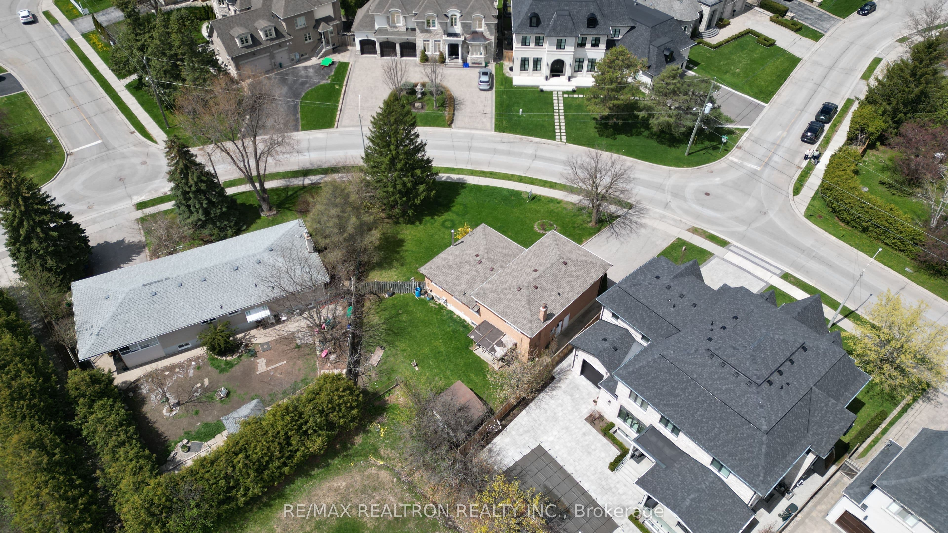 19 Claridge Drive — photo 20
