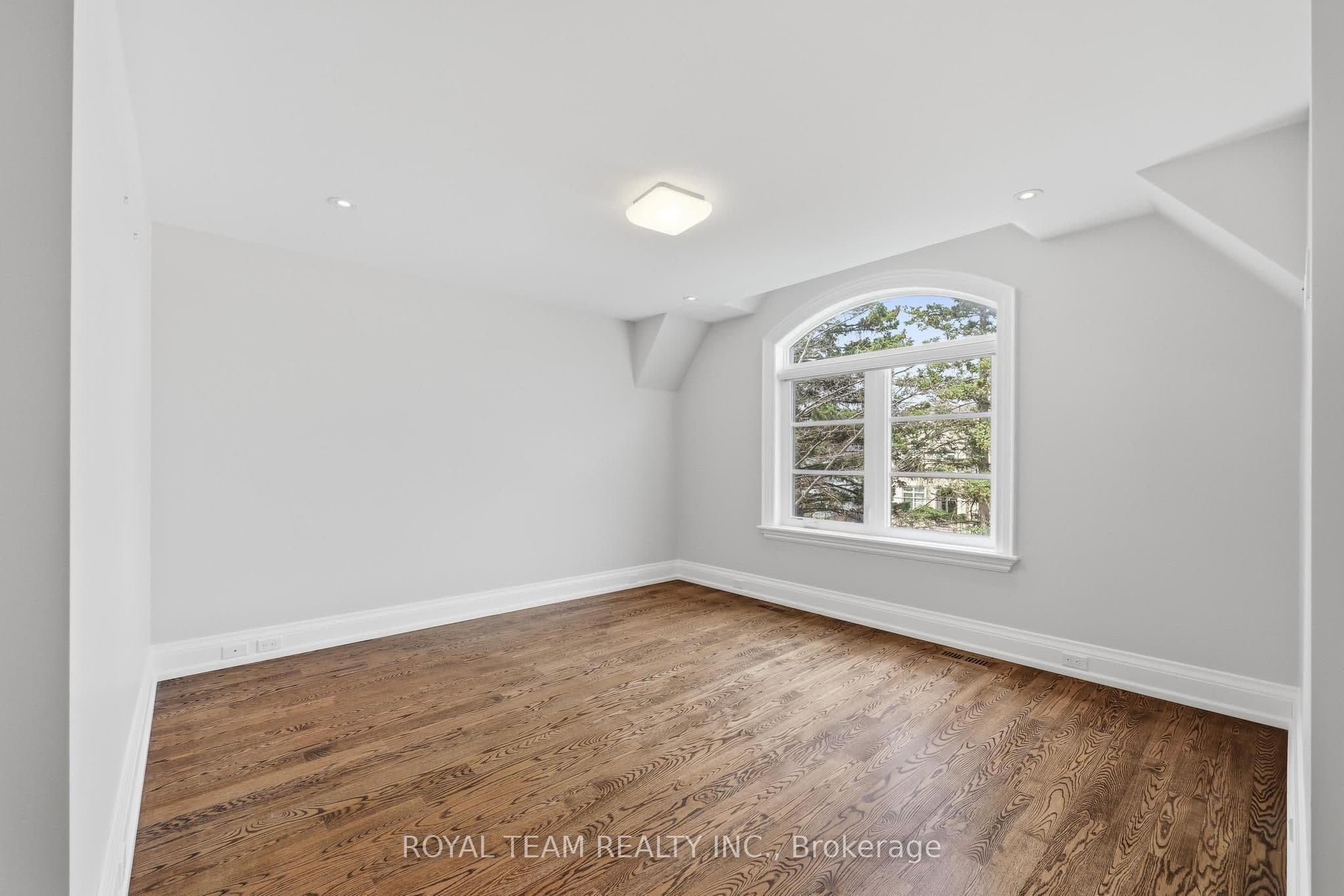 130 Elmwood Avenue — photo 31