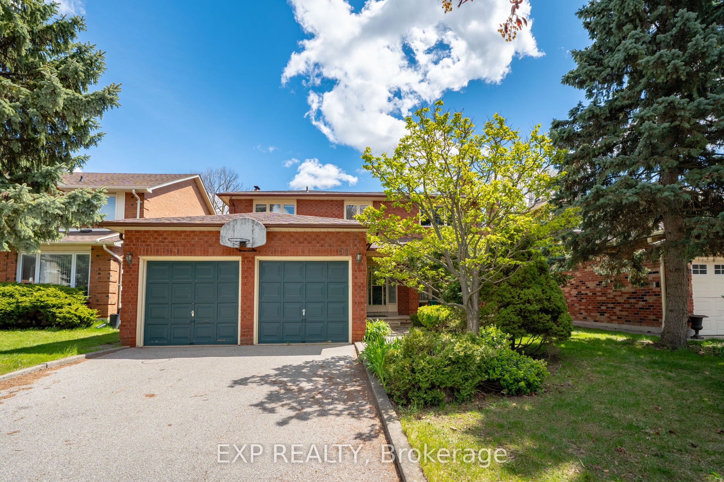 51 Sanderson Crescent — photo 5