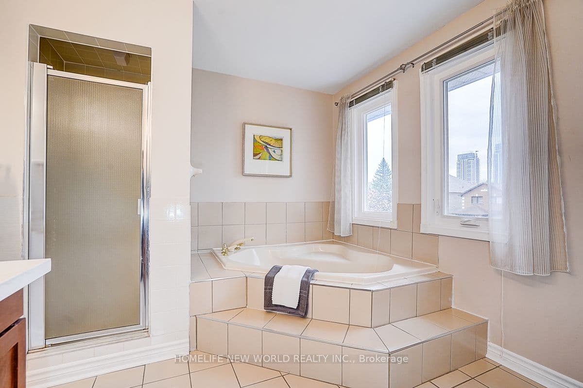 16 Kew Gdns N/A — photo 46